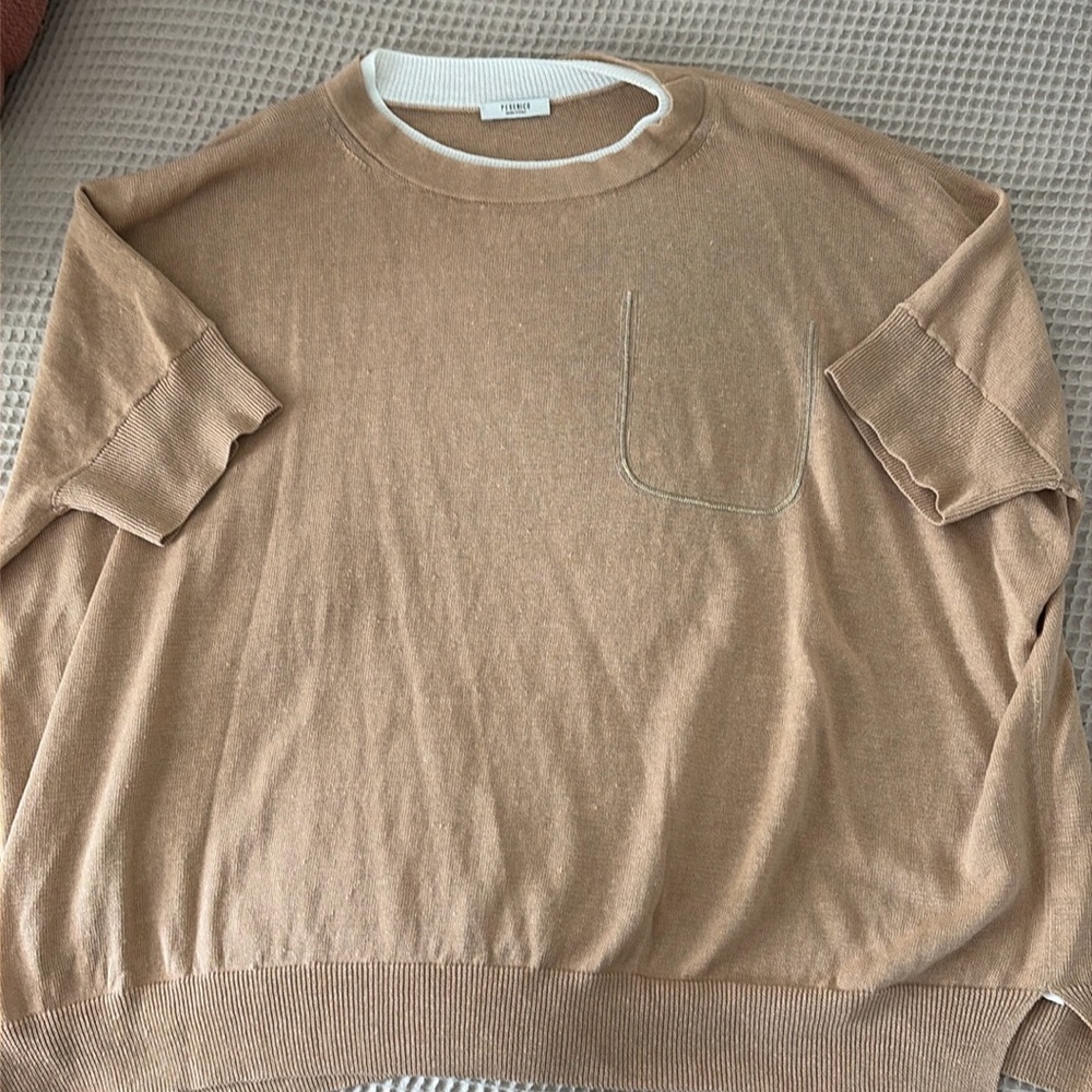 Beautiful Italian Peserico t shirt. Slouchy and elevated!